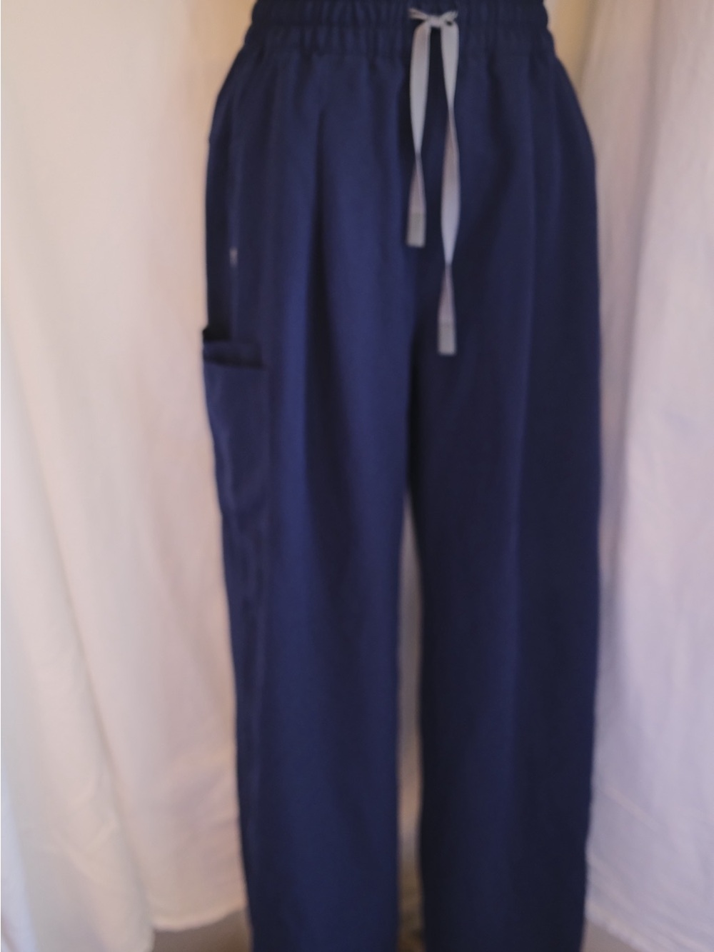 NWT FIGS Shelby Ultra High Rise Wide Leg Scrub Pants Navy Women’s Medium - Picture 5 of 7